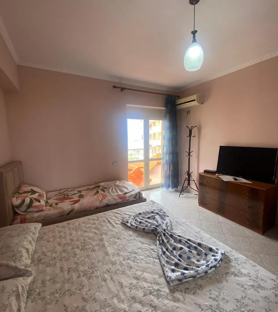 Vlora Central Sea View Apartment Albánia