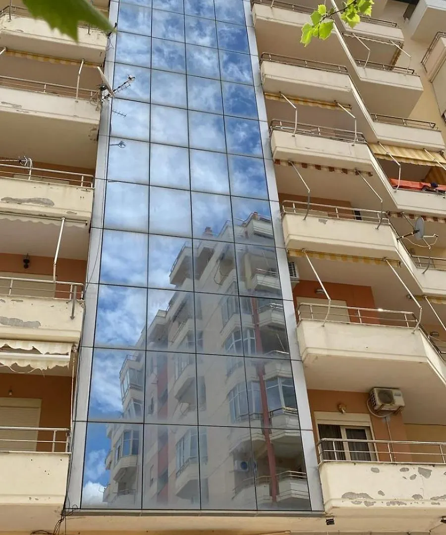 Vlora Central Sea View Apartment 0*, Vlore